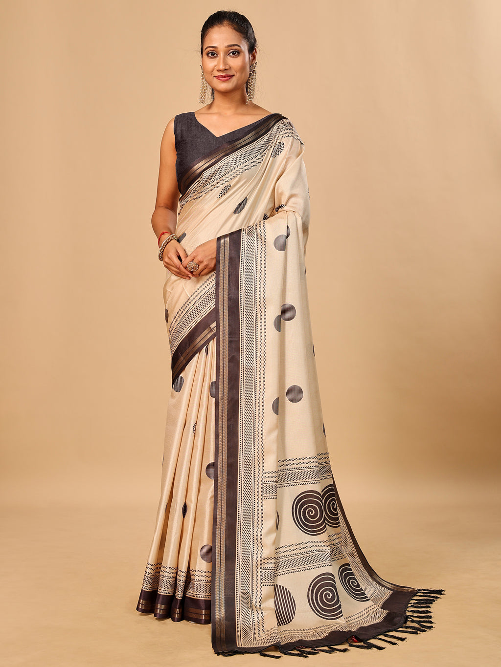 Tavira Tussar Silk Saree – Cream Black Digital Print