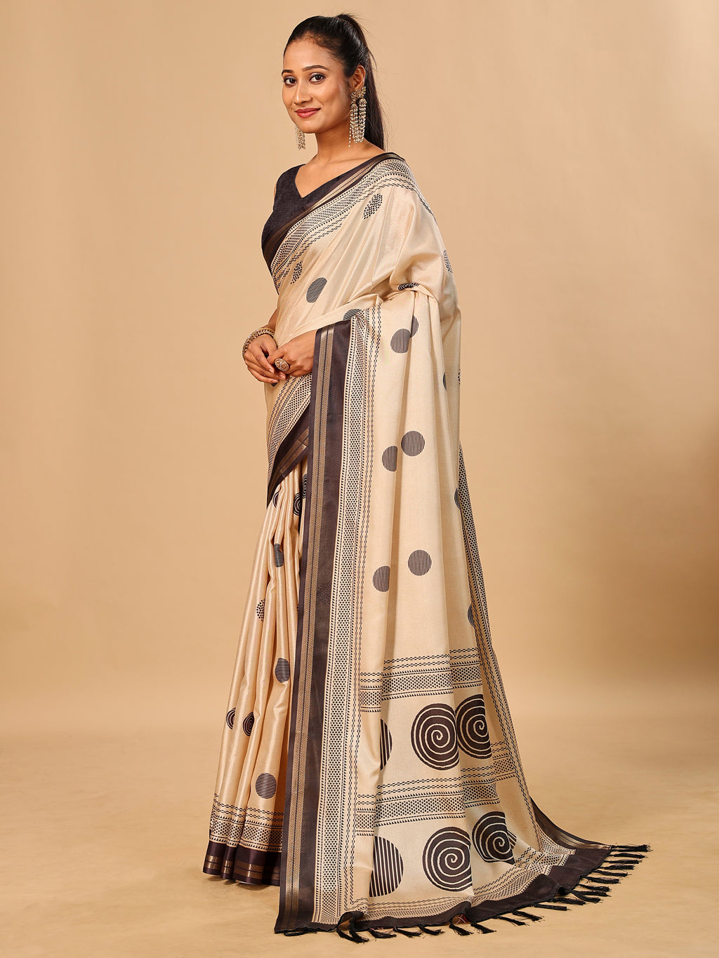Tavira Tussar Silk Saree – Cream Black Digital Print
