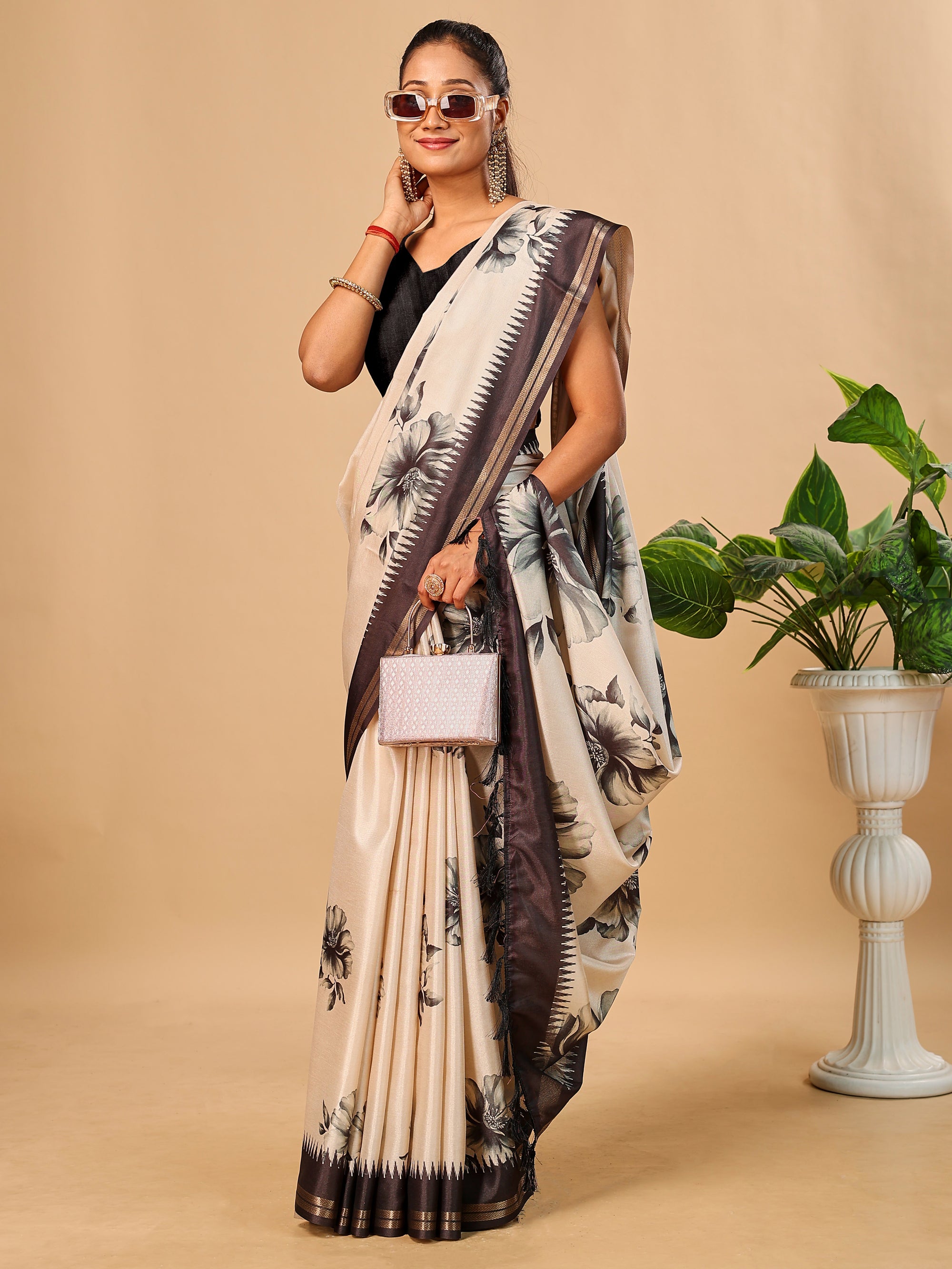 Tavira Tussar Silk Saree – Ivory Grey Floral Digital Print