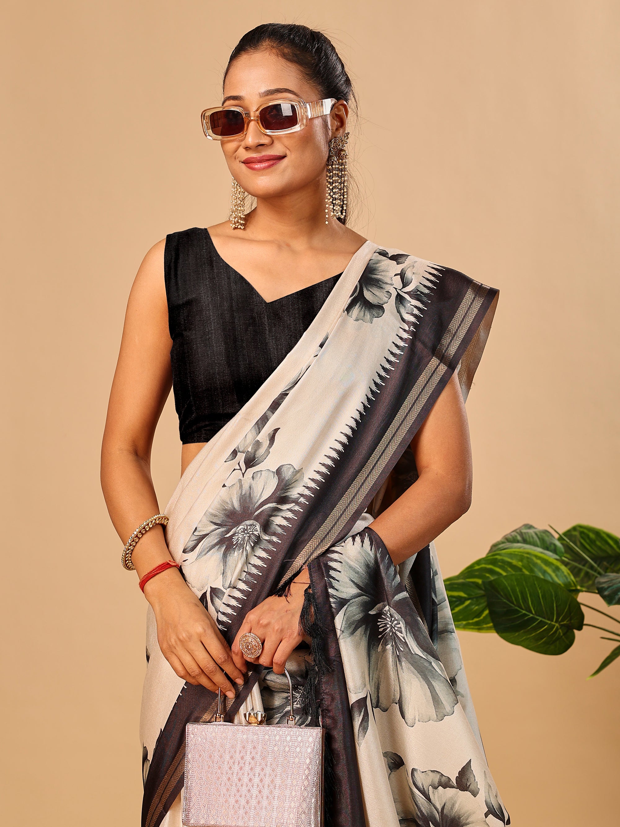 Tavira Tussar Silk Saree – Ivory Grey Floral Digital Print
