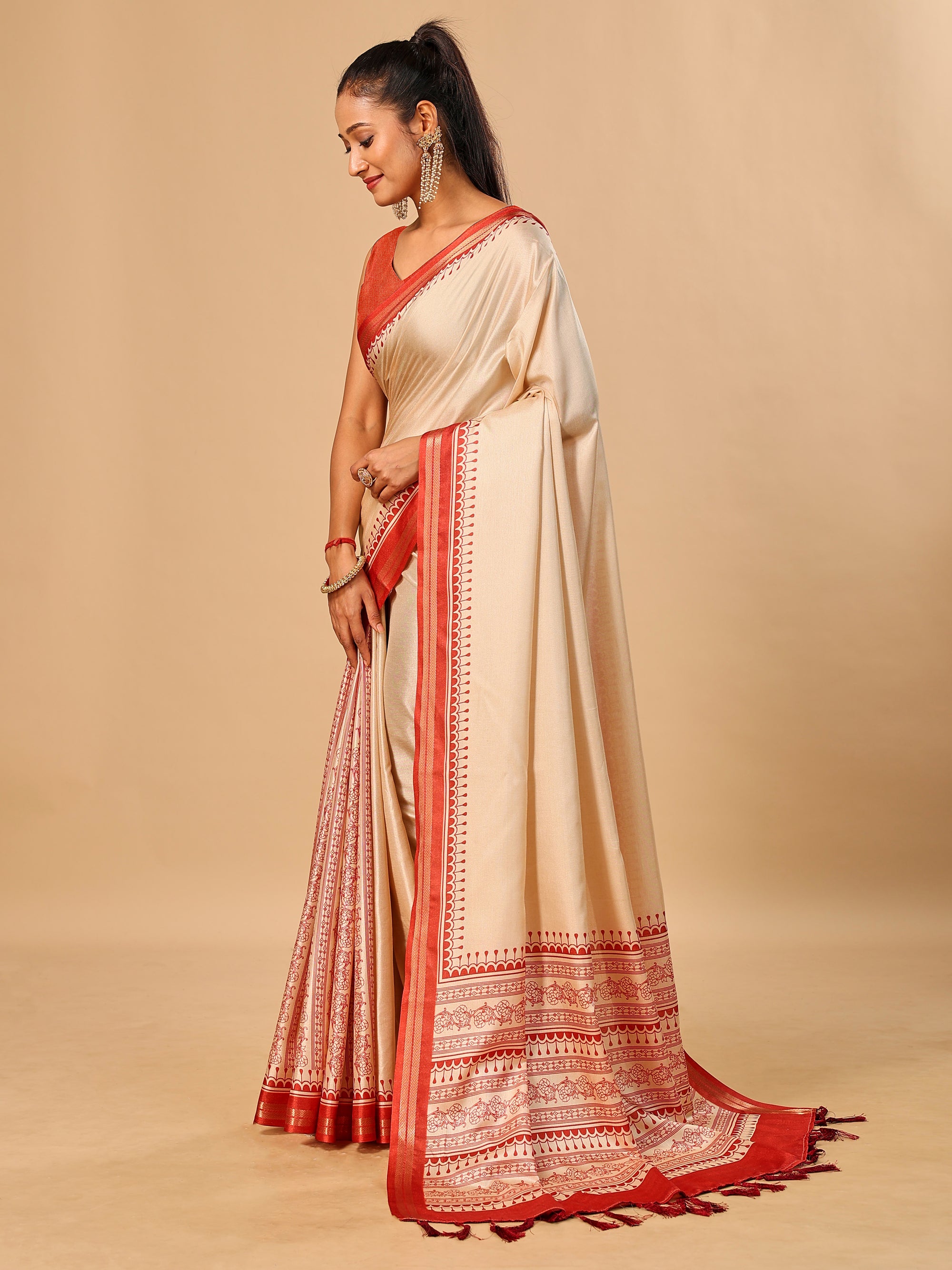Tavira Tussar Silk Saree – Ivory Red Traditional Border Print
