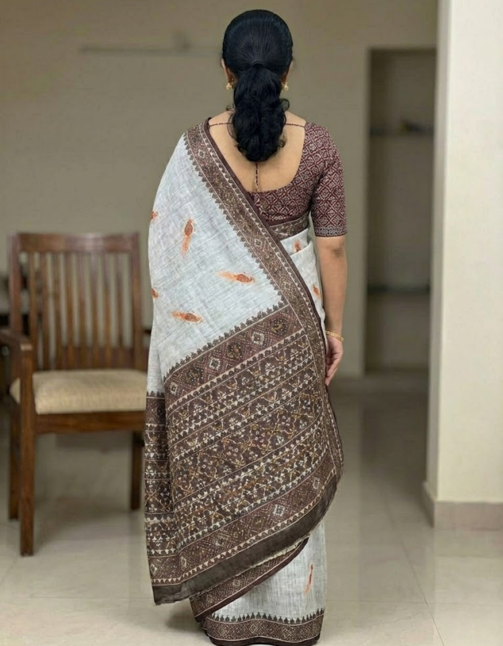 Soft Linen Cotton Saree with Animal Digital Prints & Silver Zari Border