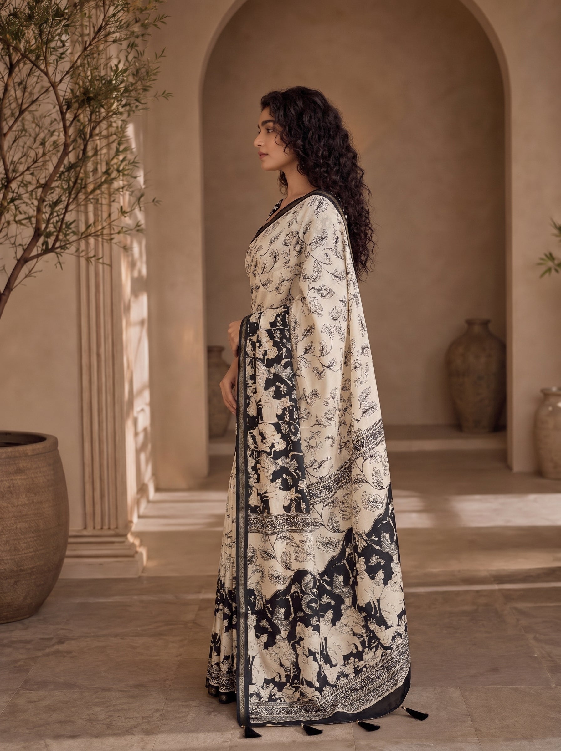 Kalava Art Silk Saree – Cream Black Heritage Animal Pen Kalamkari Digital Print