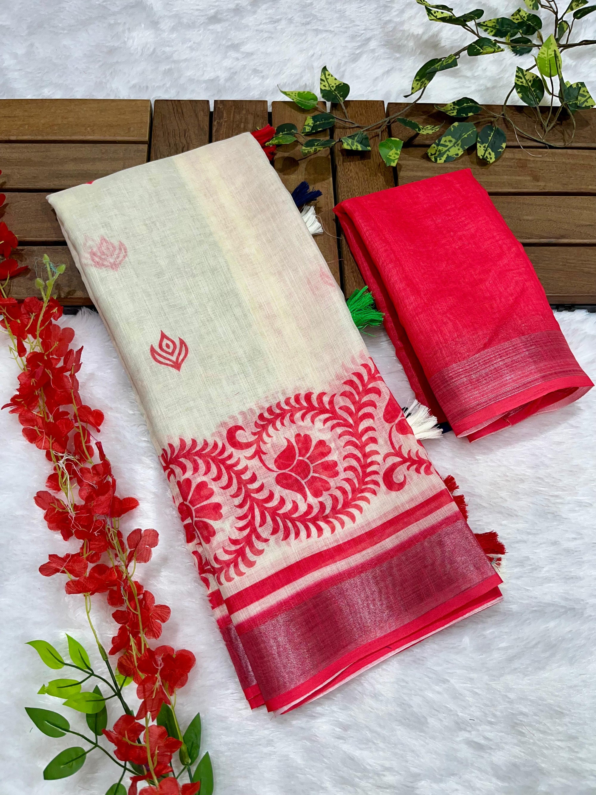 Cream-Red Shiv-Parvati Print Soft Linen Cotton Saree with Zari Border