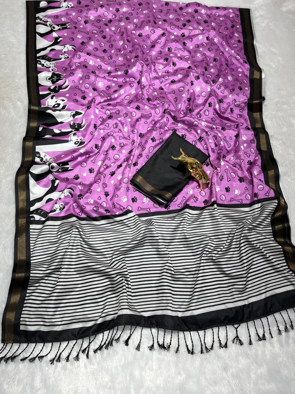 Lilac Soft Mal Cotton Saree with Golden Zari Border & Dog Digital Prints