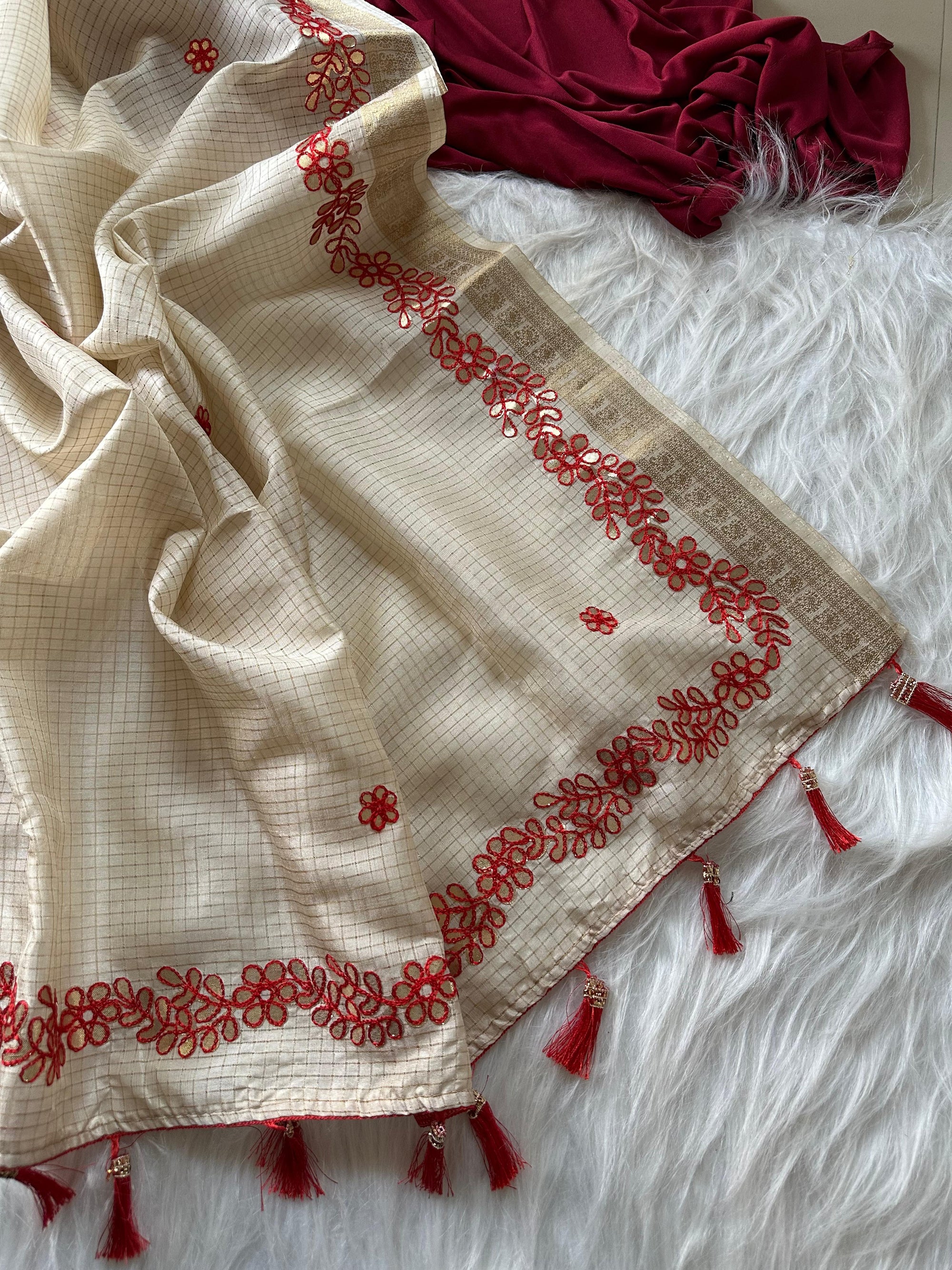 Ruhaniya Tussar Silk Saree – Cream Red Gotta Patti & Zari Bentex Border Work