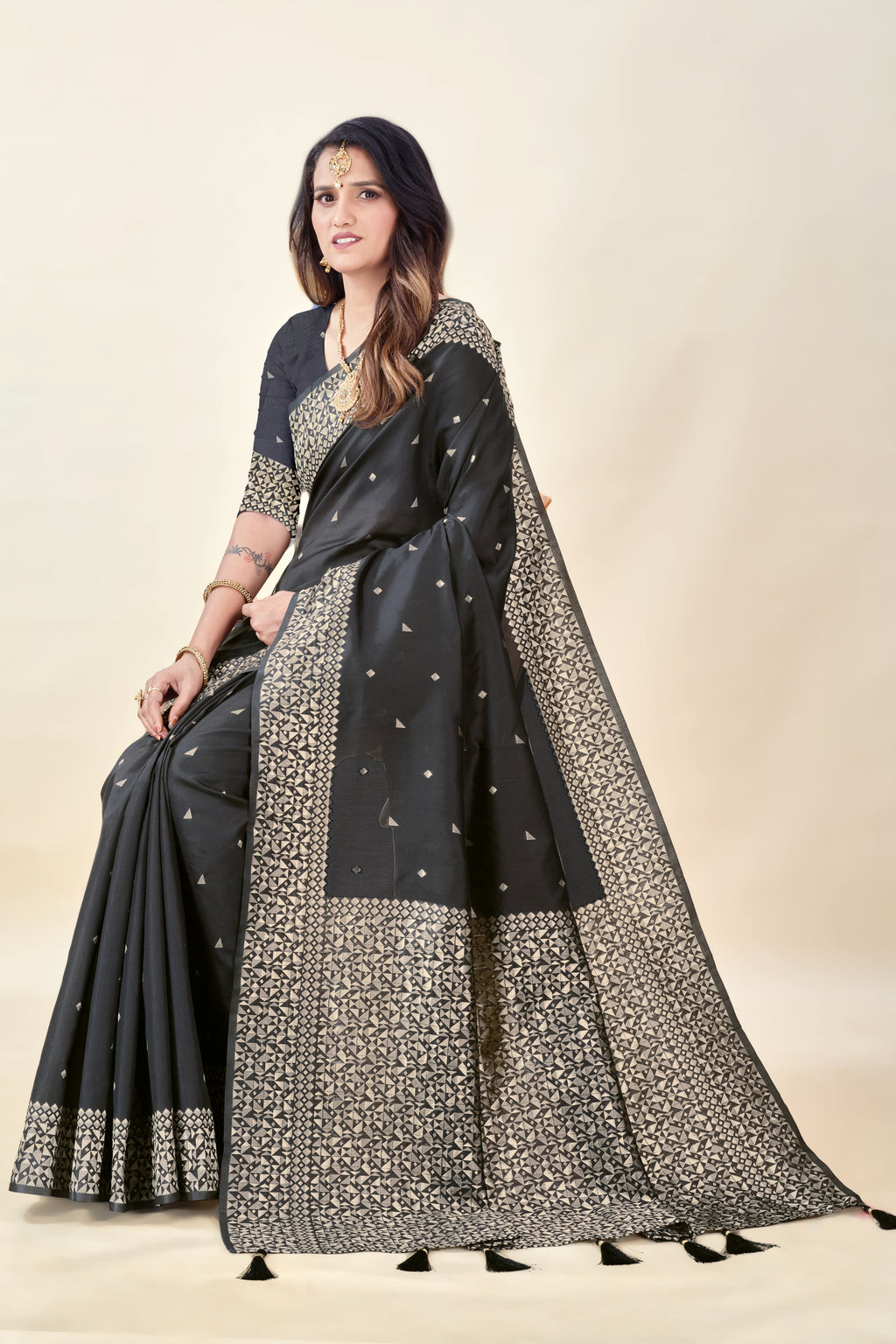 Black Soft Litchi Silk Saree with Silver Zari Weave & Tassel Pallu