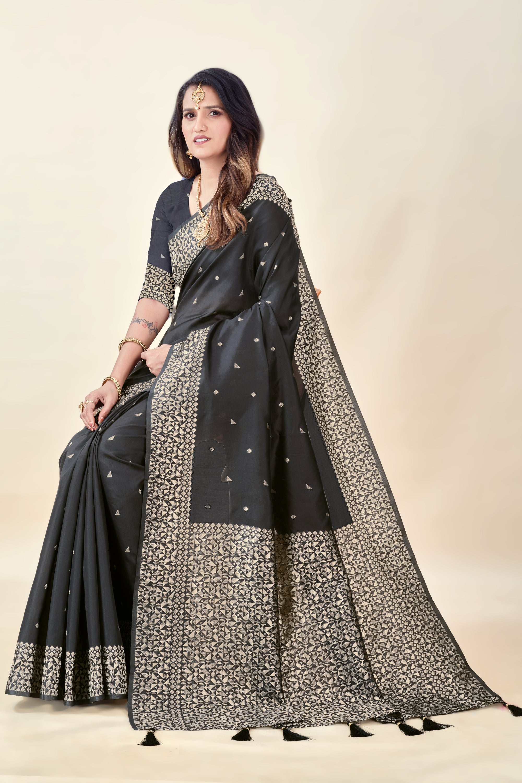 Black Soft Litchi Silk Saree with Silver Zari Weave & Tassel Pallu