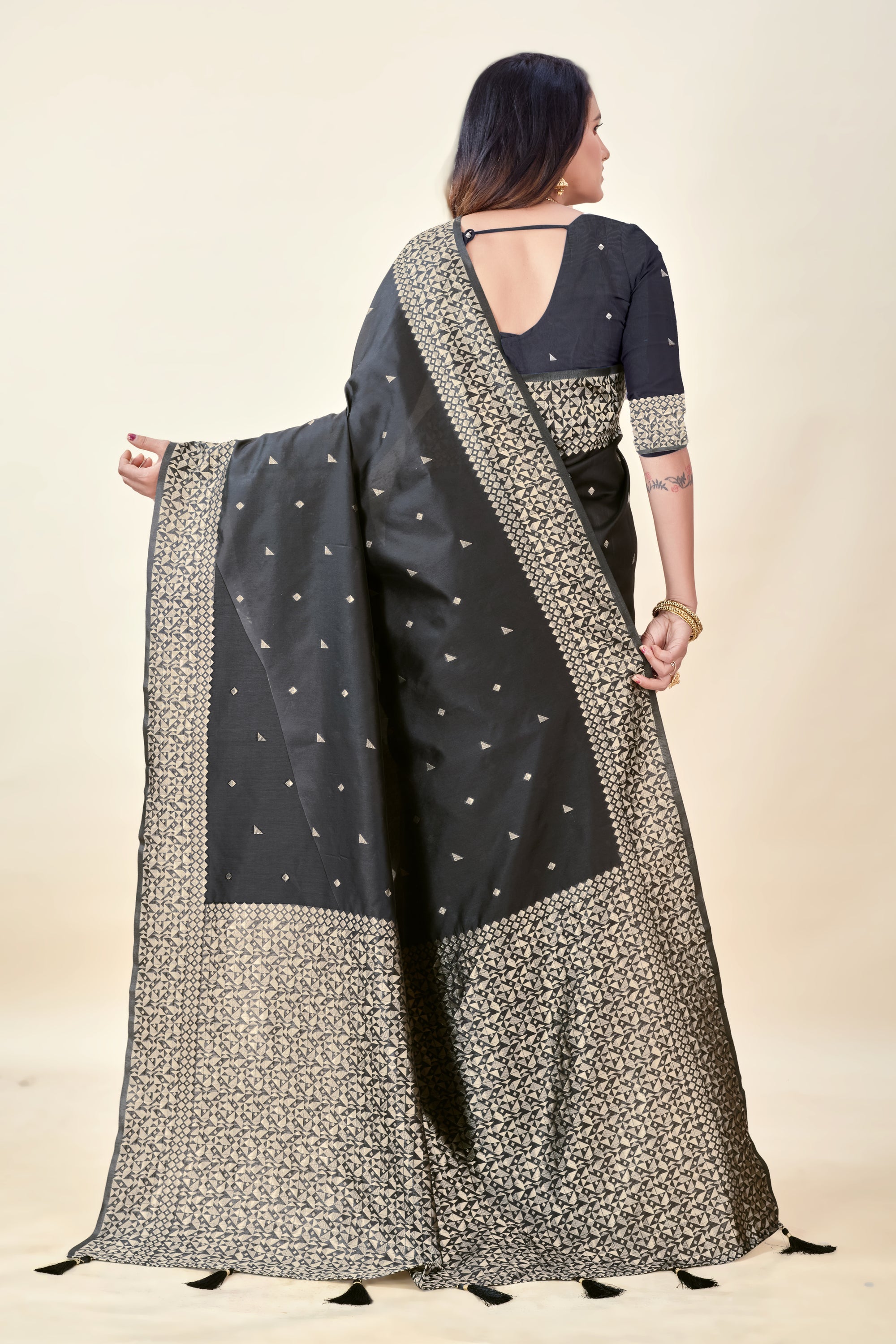 Black Soft Litchi Silk Saree with Silver Zari Weave & Tassel Pallu